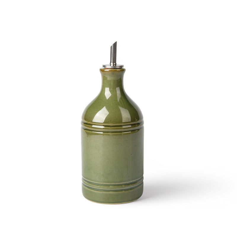 European Retro Green Ceramic Olive Oil Bottle with Stainless Steel Spout – Vintage Kitchen Storage & Seasoning Dispenser